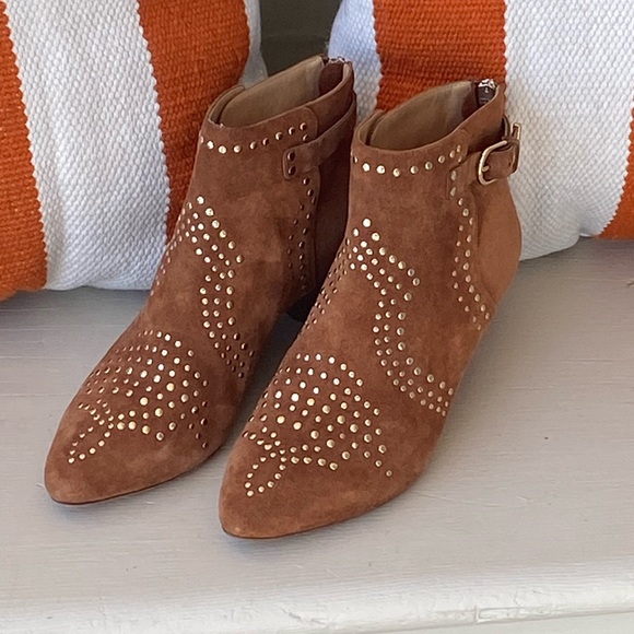 Joie Shoes - JOIE “Bickson” Studded Canyon Suede Cognac Booties 37/ US7